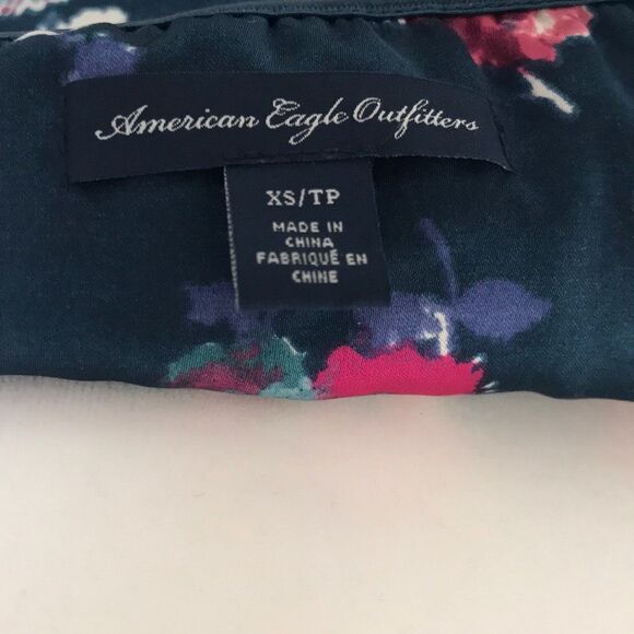 American Eagle floral strapless top XS - Picture 8 of 9